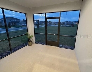 200 Aquamarine Lane - Photo Thumbnail 8