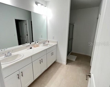 200 Aquamarine Lane - Photo Thumbnail 9