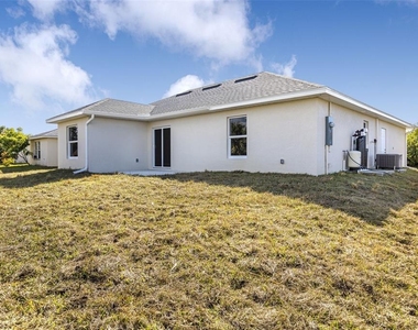 375 Denver Drive - Photo Thumbnail 34