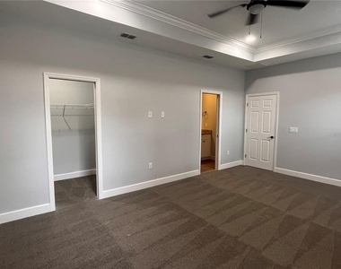 3904 Osprey Pointe Circle - Photo Thumbnail 7