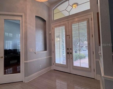 7600 Debeaubien Drive - Photo Thumbnail 2