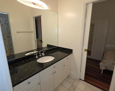 7600 Debeaubien Drive - Photo Thumbnail 12