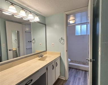 13 Surrey Court - Photo Thumbnail 15