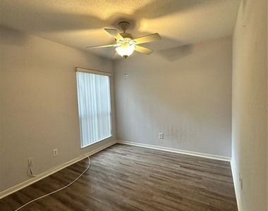 13 Surrey Court - Photo Thumbnail 17