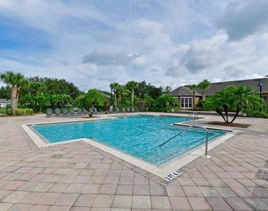 8926 Manor Loop Circle - Photo Thumbnail 27