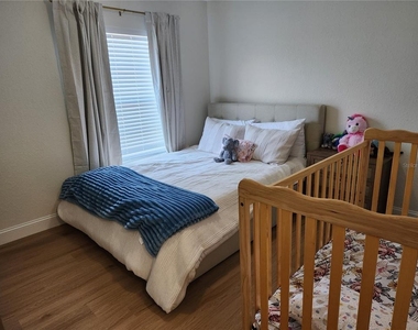8926 Manor Loop Circle - Photo Thumbnail 21