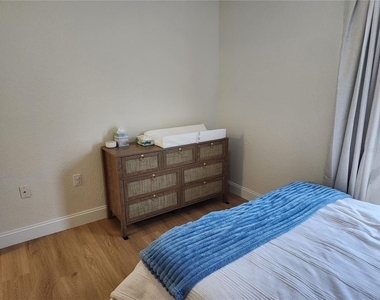 8926 Manor Loop Circle - Photo Thumbnail 22