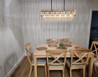 8926 Manor Loop Circle - Photo Thumbnail 9