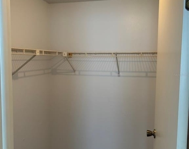 5026 Water Oak Drive - Photo Thumbnail 13