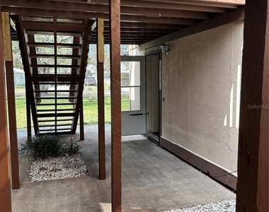 5026 Water Oak Drive - Photo Thumbnail 2