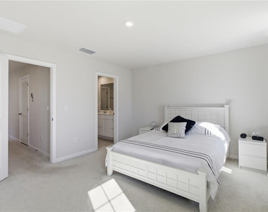 4740 Old Blush Street - Photo Thumbnail 9