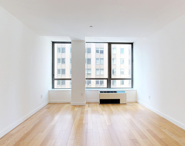 95 Wall Street - Photo Thumbnail 2