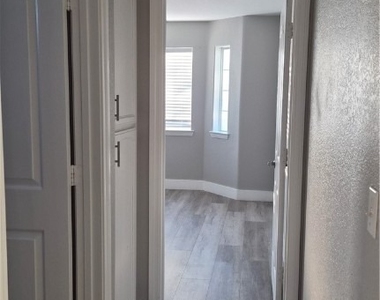 5271 Deanna Street - Photo Thumbnail 11