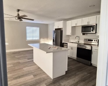 5271 Deanna Street - Photo Thumbnail 15