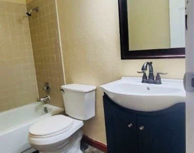6935 Kepler Drive - Photo Thumbnail 7