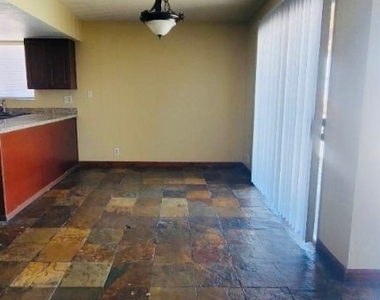 6935 Kepler Drive - Photo Thumbnail 3