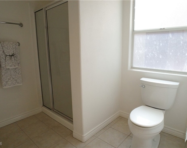 7450 S Eastern Avenue - Photo Thumbnail 18