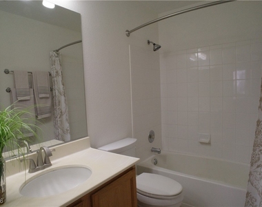 7450 S Eastern Avenue - Photo Thumbnail 19