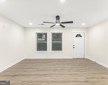 5794 Pinecrest Road - Photo Thumbnail 10