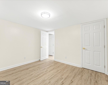 5794 Pinecrest Road - Photo Thumbnail 22