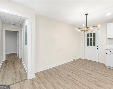 5794 Pinecrest Road - Photo Thumbnail 11