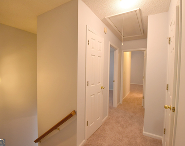 147 S Fairfield Drive - Photo Thumbnail 15