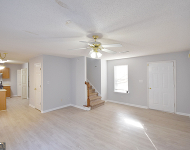 147 S Fairfield Drive - Photo Thumbnail 4