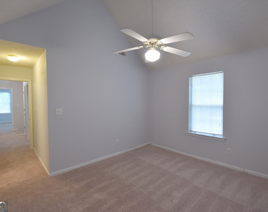 147 S Fairfield Drive - Photo Thumbnail 17