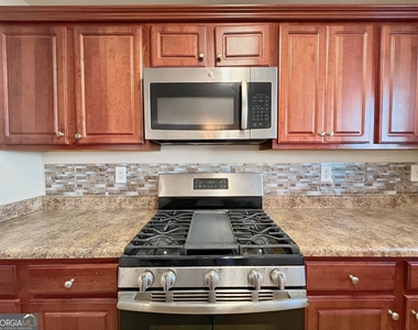 2751 Spence Court - Photo Thumbnail 19