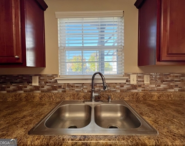 2751 Spence Court - Photo Thumbnail 20