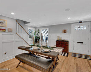 111 Sanborn Avenue - Photo Thumbnail 23