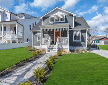 111 Sanborn Avenue - Photo Thumbnail 4