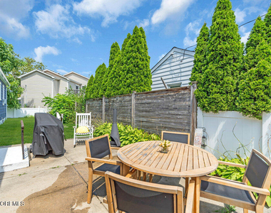 99 River Court - Photo Thumbnail 4