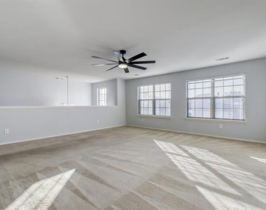 5832 Arena Circle - Photo Thumbnail 6