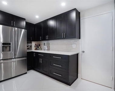 3430 Galt Ocean Drive - Photo Thumbnail 22