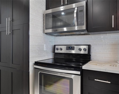 3430 Galt Ocean Drive - Photo Thumbnail 20