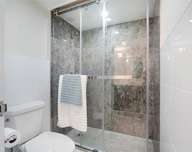 3430 Galt Ocean Drive - Photo Thumbnail 31
