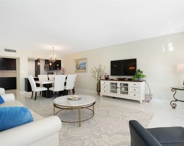 3430 Galt Ocean Drive - Photo Thumbnail 10