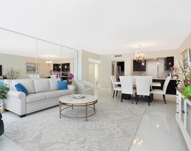 3430 Galt Ocean Drive - Photo Thumbnail 9