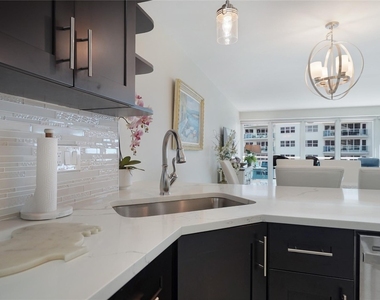 3430 Galt Ocean Drive - Photo Thumbnail 21