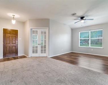 3690 Chestnut Trail - Photo Thumbnail 2