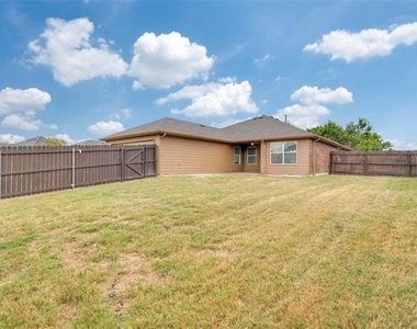 3690 Chestnut Trail - Photo Thumbnail 24