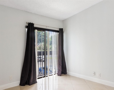 2067 Sw 15th Street - Photo Thumbnail 15