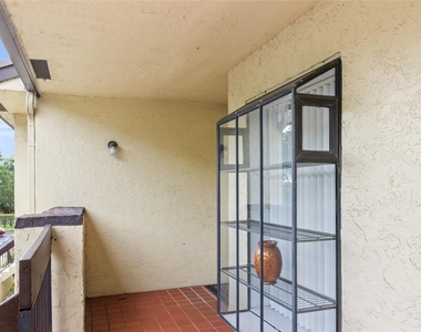 2067 Sw 15th Street - Photo Thumbnail 20