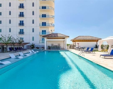 2800 Lakeside Parkway - Photo Thumbnail 39