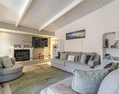 1432 W Avenue H15 - Photo Thumbnail 3