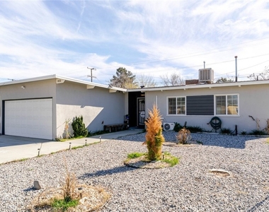 1432 W Avenue H15 - Photo Thumbnail 1