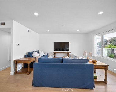 602 Marguerite - Photo Thumbnail 4