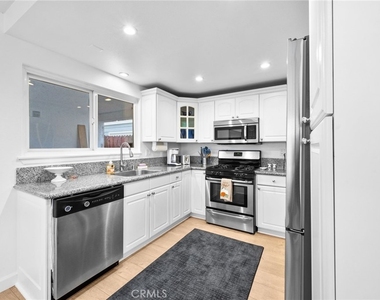602 Marguerite - Photo Thumbnail 12