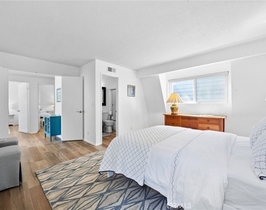 602 Marguerite - Photo Thumbnail 24